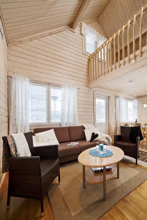Luoman Hirvimoekit Villa Ahtari Phòng bức ảnh